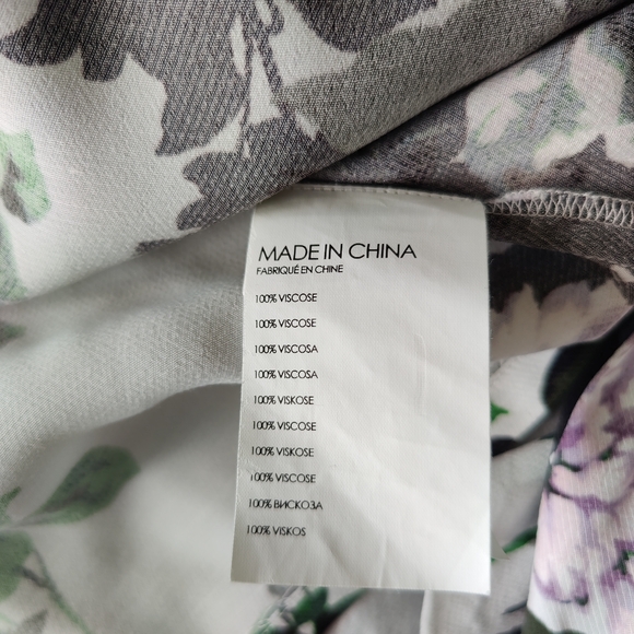 Club Monaco bell sleeve floral blouse Size XS - Picture 8 of 8